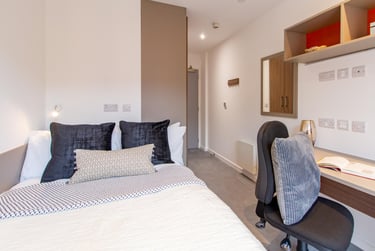 Premium Ensuite at Dean Street Works, 13-19 Dean Street, Near University, Bristol, BS28SF - Image 14