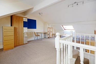 4 bed house, Hunter House Road, Sharrowvale, Sheffield, S118TU - Image 7