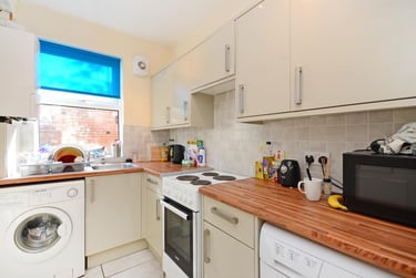 4 bed house, Neill Road, Sharrowvale, Sheffield, S118QG - Image 3