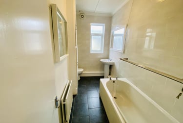 5 bed house, Pomona Street, Sharrow, Sheffield, S118JN - Image 4