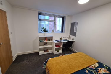 1 bed house, Newarke Street, City Centre, Leicester, LE15SP - Image 2