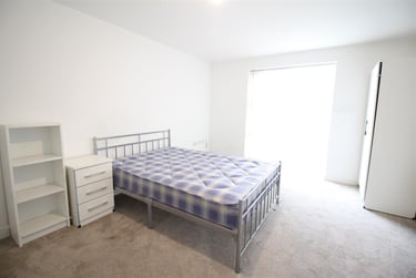 6 bed house, Summer Crescent, Lenton Abbey, Nottingham, NG92GX - Image 5