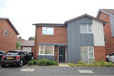 6 bed house, Summer Crescent, Lenton Abbey, Nottingham, NG92GX - Image 6