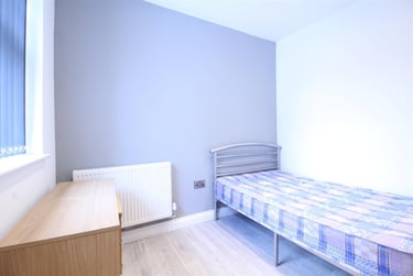 6 bed house, Fletcher Road, Beeston, Nottingham, NG92EL - Image 4