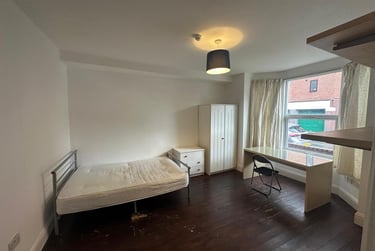 6 bed house, Grove Road, Lenton, Nottingham, NG71HJ - Image 6