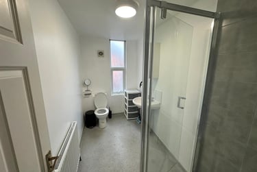 6 bed house, Grove Road, Lenton, Nottingham, NG71HJ - Image 9