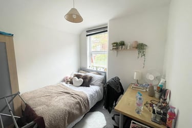 5 bed house, Balfour Road, Radford, Nottingham, NG71NZ - Image 1