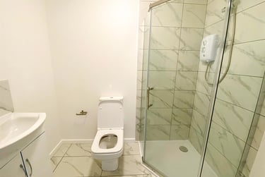 5 bed house, Warwick Avenue, Lenton Abbey, Nottingham, NG92HQ - Image 8