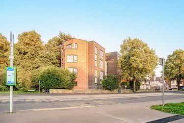 6 bed house, Queens Road East, Lenton Abbey, Nottingham, NG92LD - Image 5