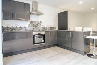 5 bed house, Queens Road East, Lenton Abbey, Nottingham, NG92LD - Image 4