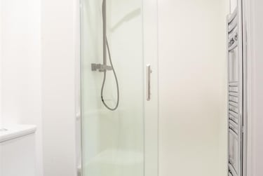 6 bed house, Queens Road East, Lenton Abbey, Nottingham, NG92LD - Image 8