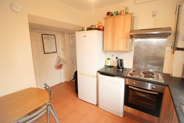 5 bed house, Rolleston Drive, Lenton, Nottingham, NG71JT - Image 8