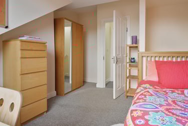 5 bed house, Denham Road, Sharrow, Sheffield, S118NE - Image 1