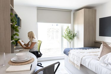 Bronze Plus Studio - Image 1