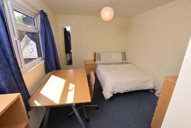 6 bed house, Rothesay Avenue, Radford, Nottingham, NG71PU - Image 4