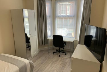 6 bed house, Bute Avenue, Radford, Nottingham, NG71QB - Image 8