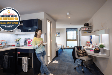 Sapphire Studio - Image 1