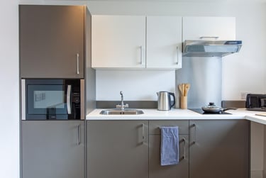 Deluxe Studio at Saltwater Place, Notte Street, The Hoe, Plymouth, PL12RQ - Image 13