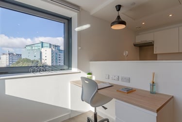 Premium Studio at Saltwater Place, Notte Street, The Hoe, Plymouth, PL12RQ - Image 8