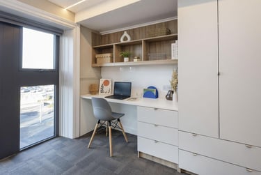 Deluxe Plus Single Ensuite - Image 2