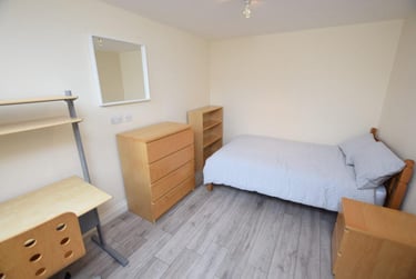 6 bed house, Elmsthorpe Avenue, Lenton, Nottingham, NG72BU - Image 4