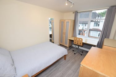 6 bed house, Elmsthorpe Avenue, Lenton, Nottingham, NG72BU - Image 5