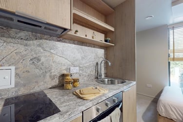 1 bed house, Ashby Road, City Centre, Loughborough, LE113AG - Image 1