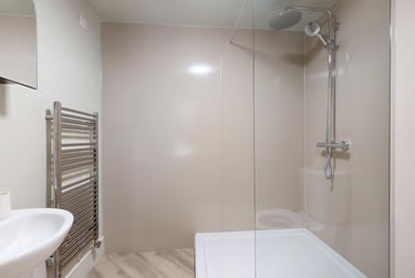 1 bed house, Ashby Road, City Centre, Loughborough, LE113AG - Image 3