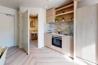 1 bed house, Ashby Road, City Centre, Loughborough, LE113AG - Image 2