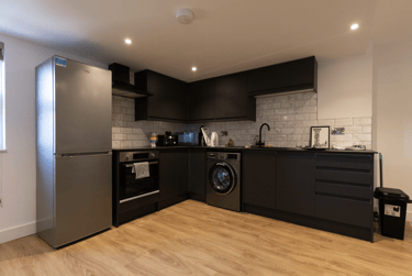 2 bed house, Park Road, City Centre, Loughborough, LE112ED - Image 2