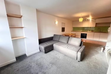 2 bed house, West Street, Devonshire Green, Sheffield, S14DZ - Image 2