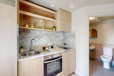 1 bed house, Ashby Road, City Centre, Loughborough, LE113AG - Image 2