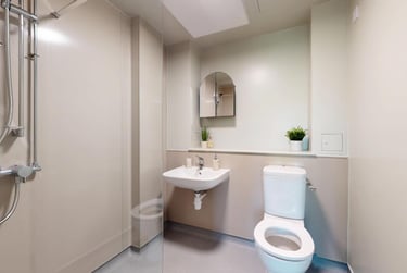 1 bed house, Ashby Road, City Centre, Loughborough, LE113AG - Image 4