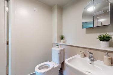 1 bed house, Ashby Road, City Centre, Loughborough, LE113AG - Image 9