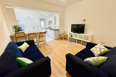 5 bed house, Pomona Street, Sharrow, Sheffield, S118JL - Image 1