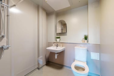 1 bed house, Ashby Road, City Centre, Loughborough, LE113AG - Image 1