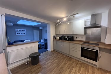 4 bed house, Gilesgate (L), Gilesgate, Durham, DH11JA - Image 1