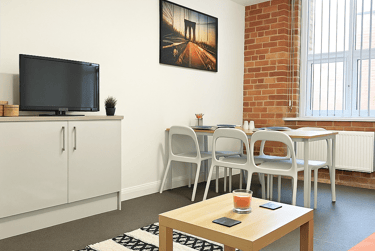 7 bed house, Lower Brown Street, Highfields, Leicester, LE15TH - Image 1