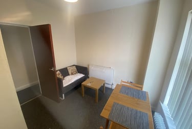 2 bed house, Beckingham Road, Highfields, Leicester, LE21HB - Image 2