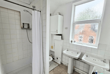 5 bed house, Radford Road, New Basford, Nottingham, NG77NQ - Image 7