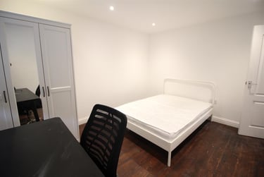 2 bed house, Clumber Court, Lenton, Nottingham, NG71EE - Image 8