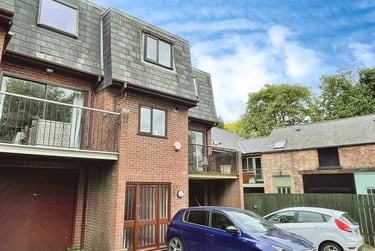 3 bed house, Kenilworth Court, Lace Market, Nottingham, NG71FZ - Image 12