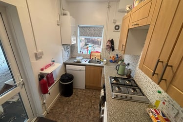 4 bed house, Paget Street, City Centre, Loughborough, LE115DU - Image 2