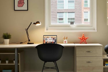 Bronze Plus Ensuite - Image 10