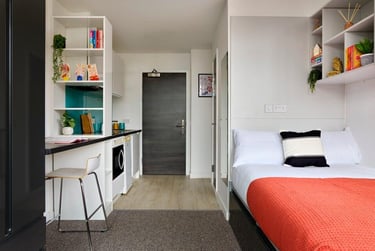 Gold Studio at Clifton and Stewart House, 1 Clifton Place, City Centre, Glasgow, G37LD - Image 2