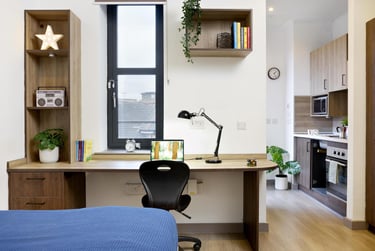 Bronze Studio Terrace - Image 12