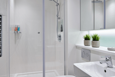 Cookson Ensuite at Student Castle, 18-29 Claypath, City Centre, Durham, DH11RH - Image 15