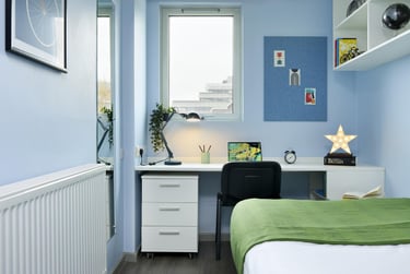 Silver Ensuite - Image 11