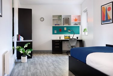 Platinum Ensuite at The Maltings, Haven Road, Greenstead, Colchester, CO28FU - Image 12