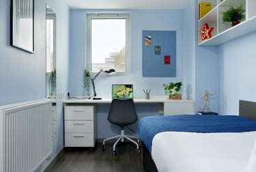 Gold Ensuite - Image 11